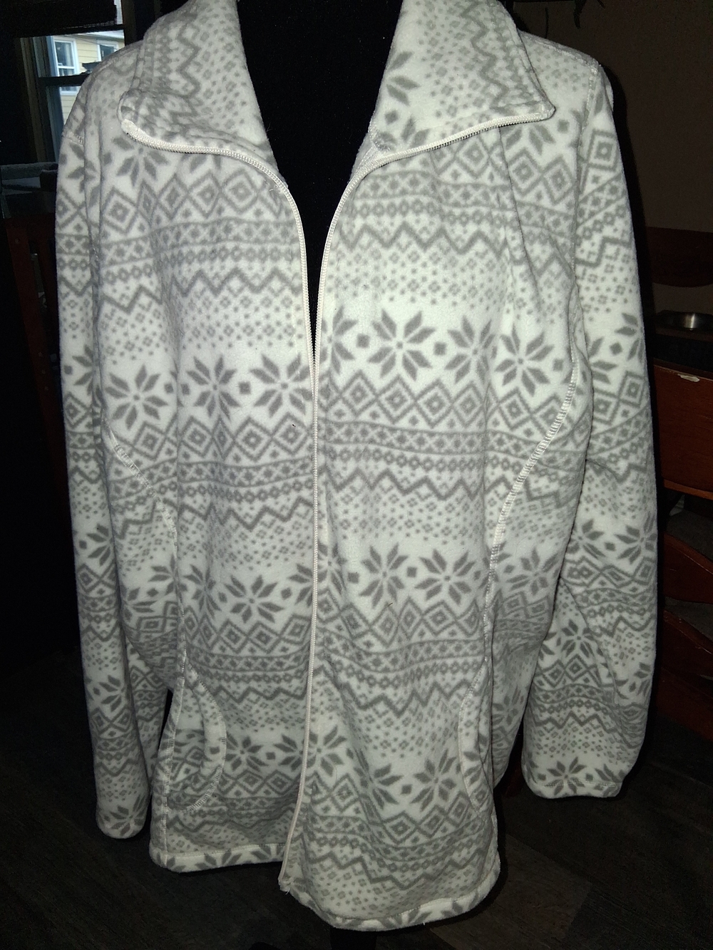 Unisex Old Navy White and Gray Nordic-Print Fleece Zip Jacket
